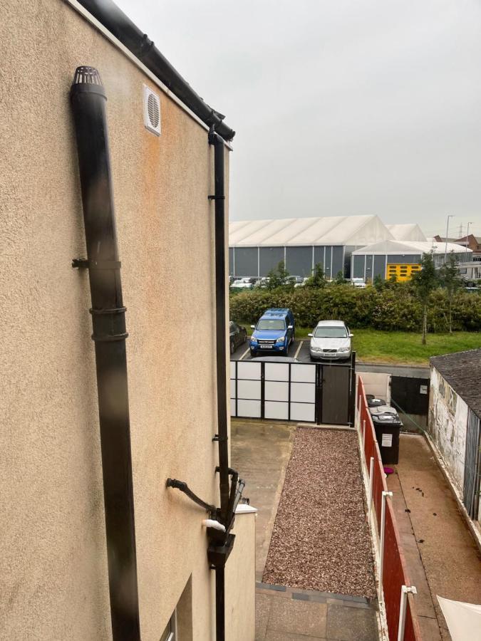 Bentley Place Crewe Dış mekan fotoğraf