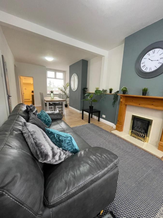 Bentley Place Crewe Dış mekan fotoğraf